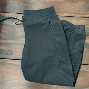 Athleta La Viva Crop Pant